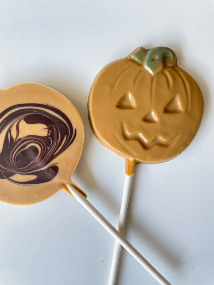 Pumpkin Lollipops