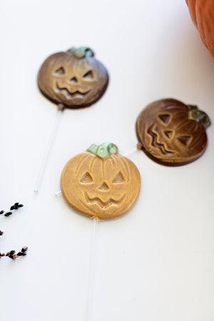 Pumpkin Lollipops